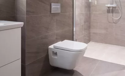 WC suspendu moderne avec bâti-support – Blanc – Choix de plaque de
